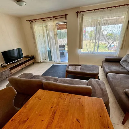 Villa Yazlik Kleopatra Koyu Yaninda *